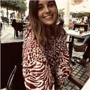 Estudiante de 21 años de enfermería imparte clases de educación primaria y secundaria para cualquier asignatura específica